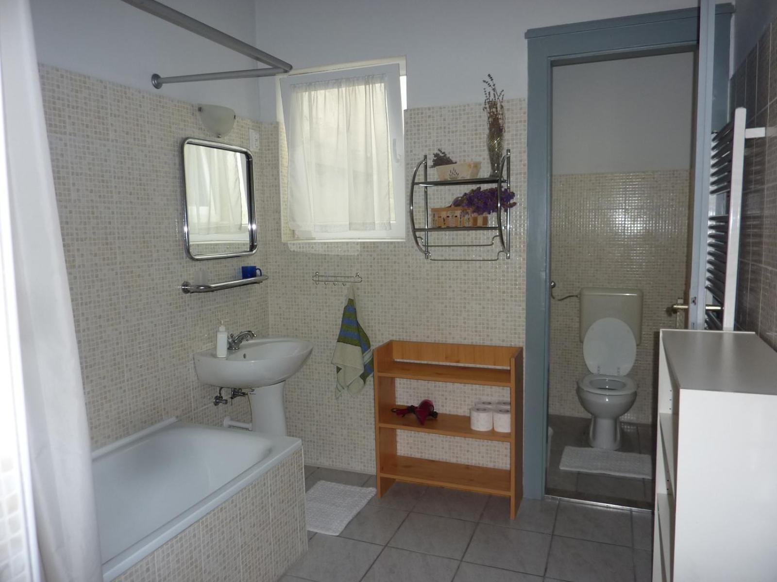 미슈콜츠 Levandium Apartman 아파트 외부 사진