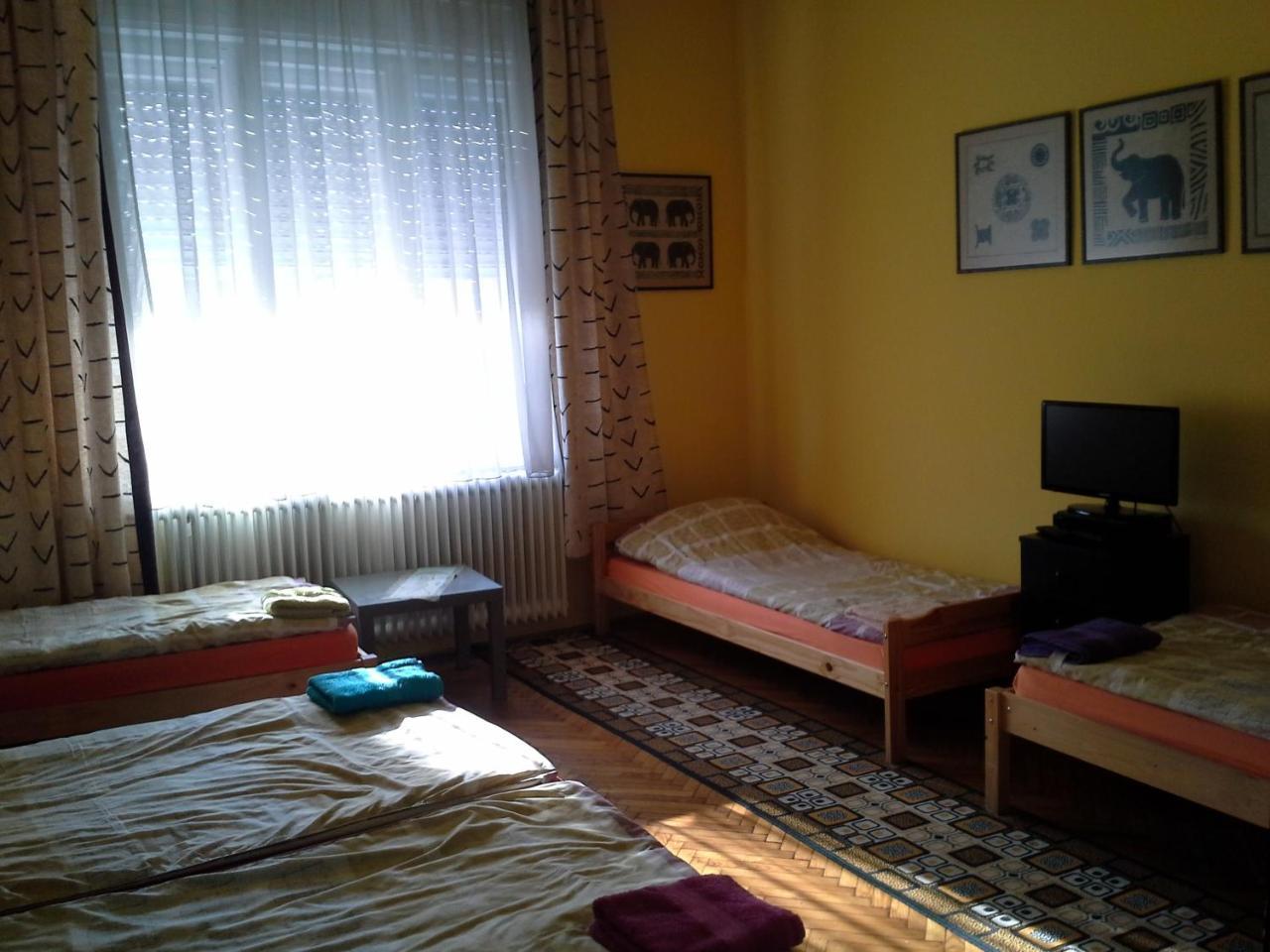 미슈콜츠 Levandium Apartman 아파트 외부 사진